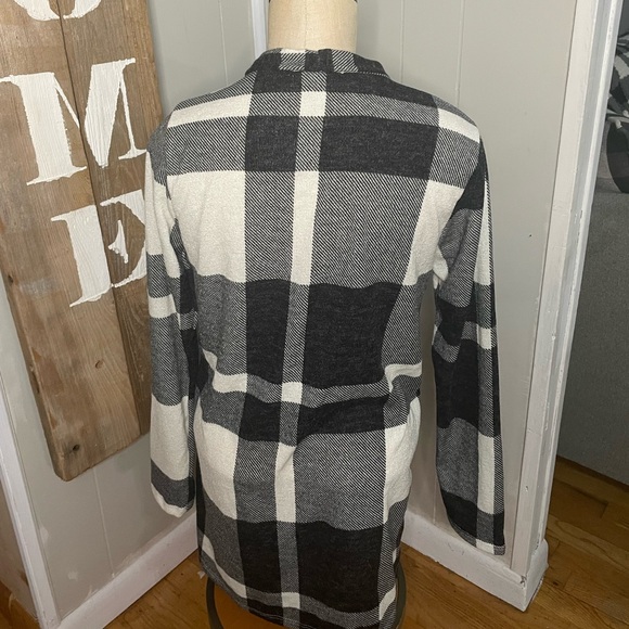 NWT Jenny Boston plaid cardigan - Picture 6 of 6